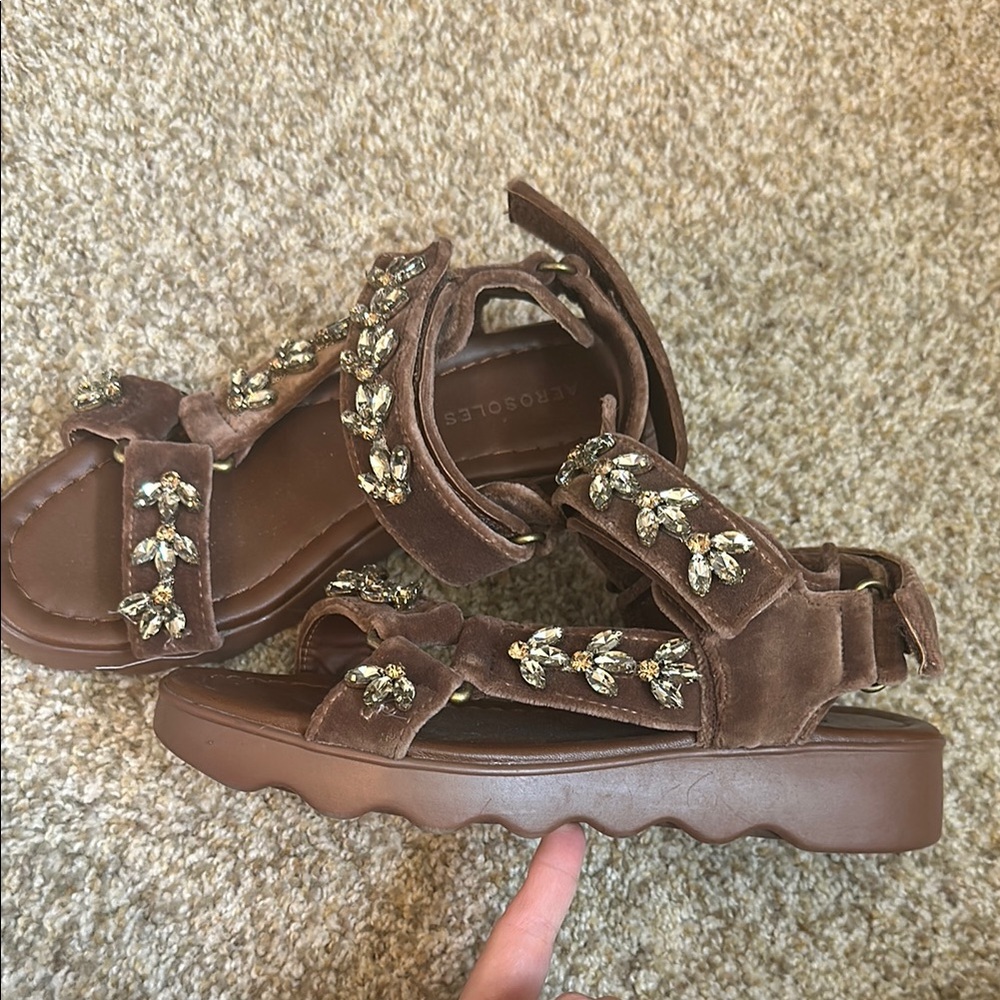 AEROSOLES Onda Brown Velvet Jewel Sandals